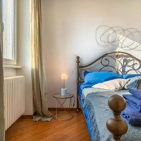 Parcheggio Gratuito Nel Cuore Del Centro Storico Di - Fast Wifi - Ideale Per Smart Working - 5 Posti Letto דירה *
