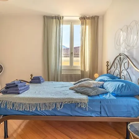 A 2 Passi Dai Mercatini Di Natale Nel Cuore Del Centro Storico- Parcheggio Privato Gratuito- Ideale Per Famiglie-5 Posti Letto-fast Wifi Historical Palace