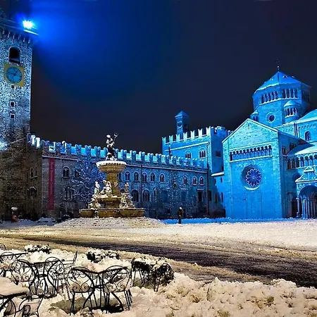 Parcheggio Gratuito Nel Cuore Del Centro Storico Di - Fast Wifi - Ideale Per Smart Working - 5 Posti Letto Apartament Trydent